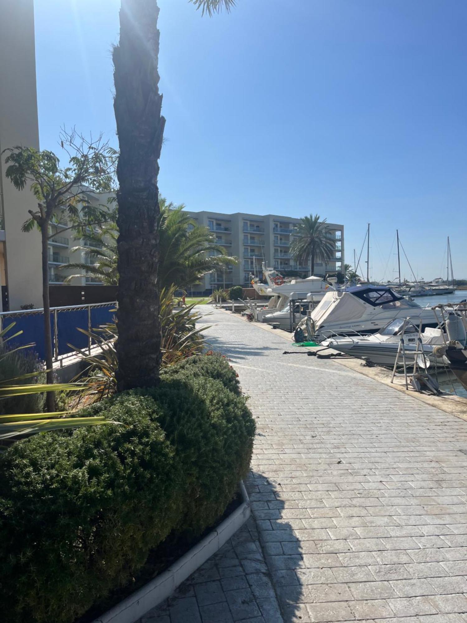 Atico En Port Gran Roses Apartment Luaran gambar